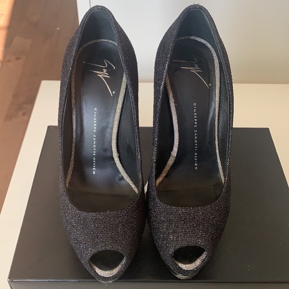 Giuseppe Zanotti Design Sparkly Pumps sz 37.5 - Picture 2 of 4